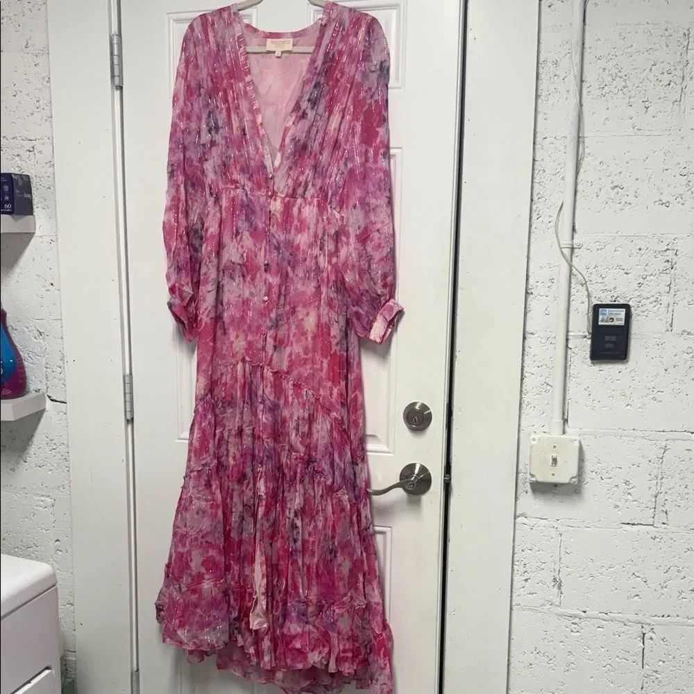 ROCOCO Sand Vibrant Pink Chiffon Flowy Maxi Dress  Size Medium LIKE NEW